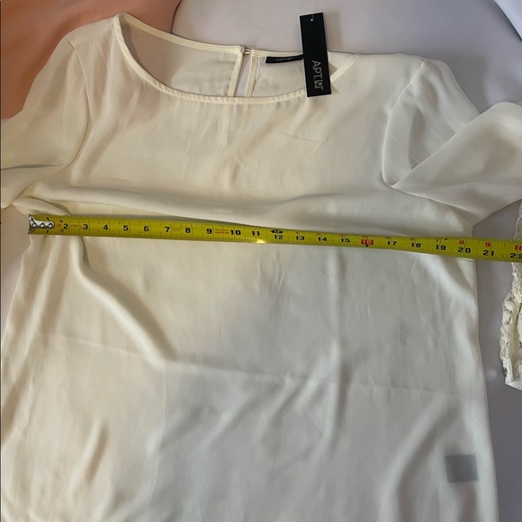 Apt 9: 2 Poet Blouse Bundle w/Lace sleeves - (1) Pink & (1) Cream Sz: LG (NWT) - Picture 6 of 8